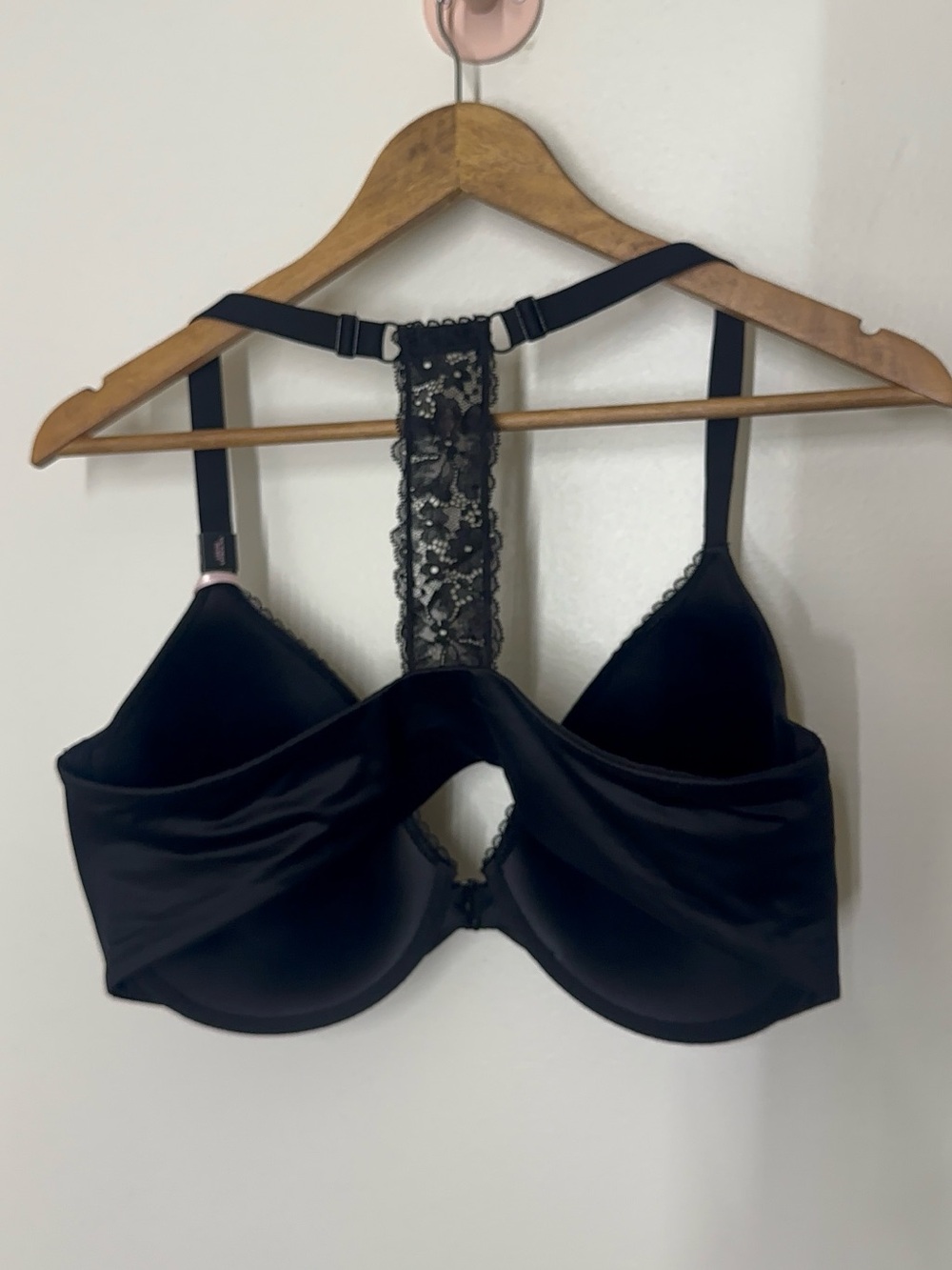 Victoria’s Secret Body by Victoria 38DDD Full Coverage Bra Black Lace Back NWT - Picture 10 of 11